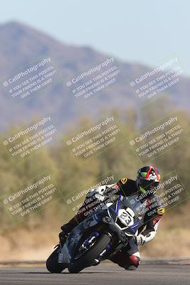 media/Oct-30-2025-Racers Edge (Thu) [[dabbdaf680]]/2-A Group/Session 5 (Turn 7)/